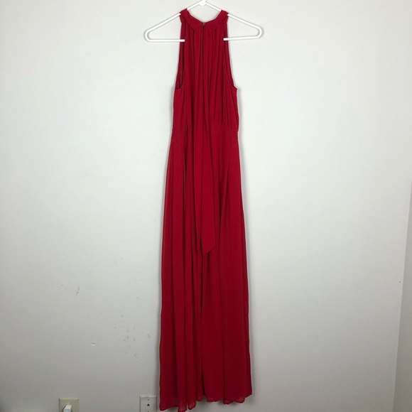 Eva Mendes Gown with Open Back - Picture 3 of 9